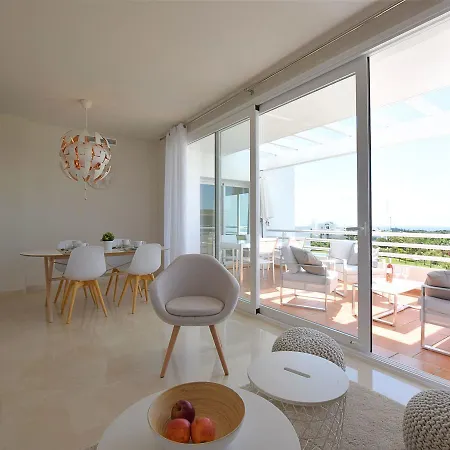 Belvilla By Oyo Alcazaba Lagoon Apartment Estepona