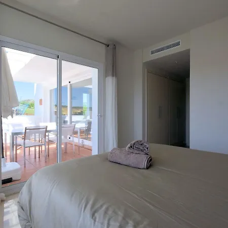 Belvilla By Oyo Alcazaba Lagoon Apartment