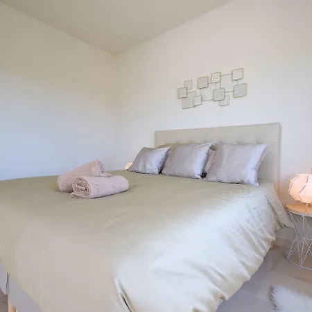 Belvilla By Oyo Alcazaba Lagoon Apartment Estepona