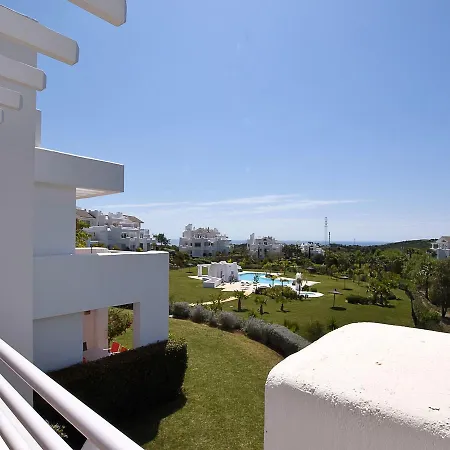 Belvilla By Oyo Alcazaba Lagoon * Estepona